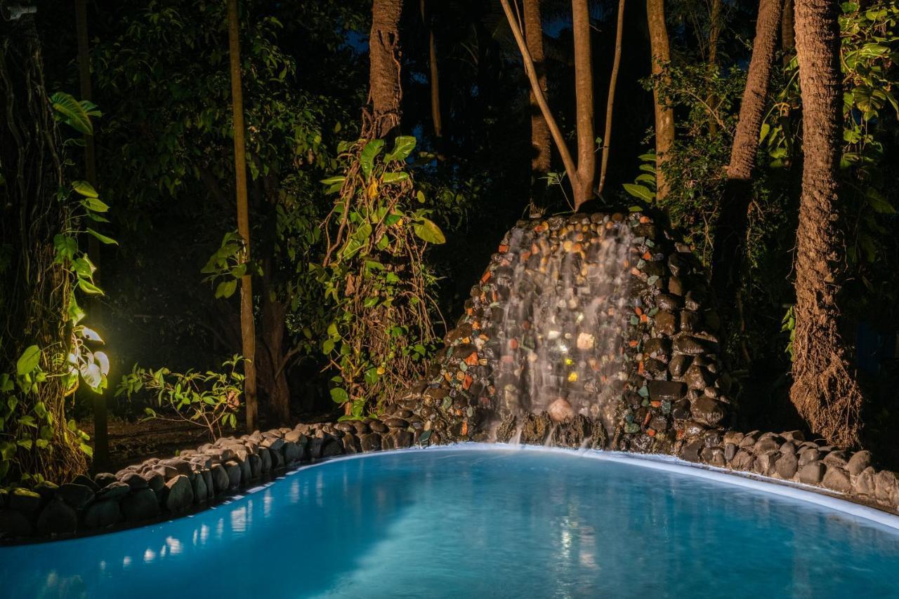 Saffronstays Chikoo Wadi- 3Bdr Pet-Friendly Villa With Pool In Boisar Kültér fotó